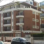 Geminis 아파트 캠브릴스
